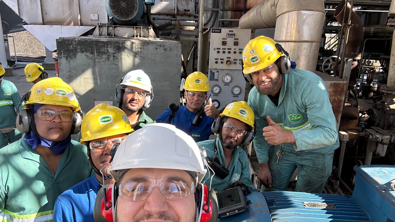 Treinamento em campo com equipamento rotativo