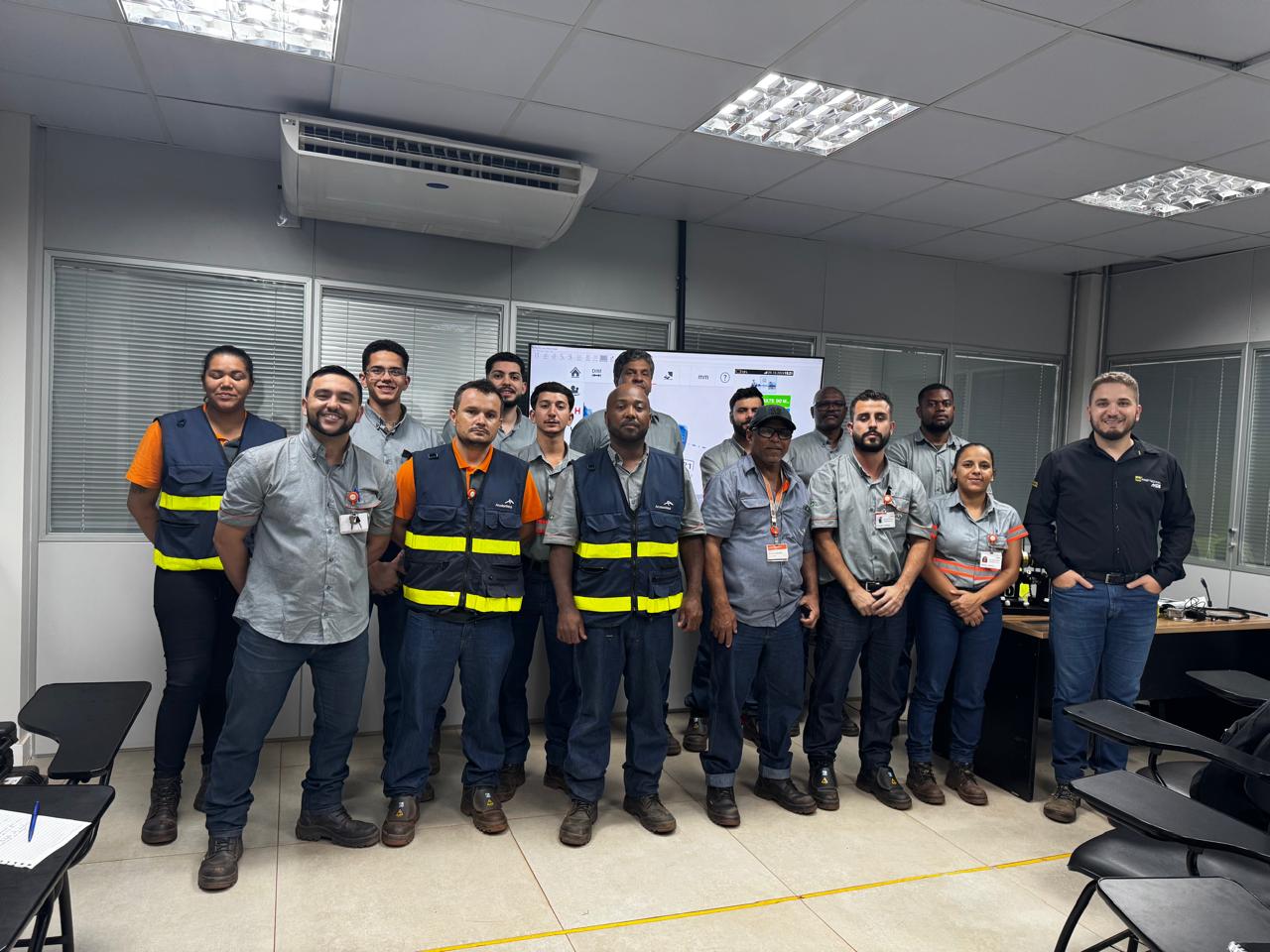 Turma in company de manutenção mecânica